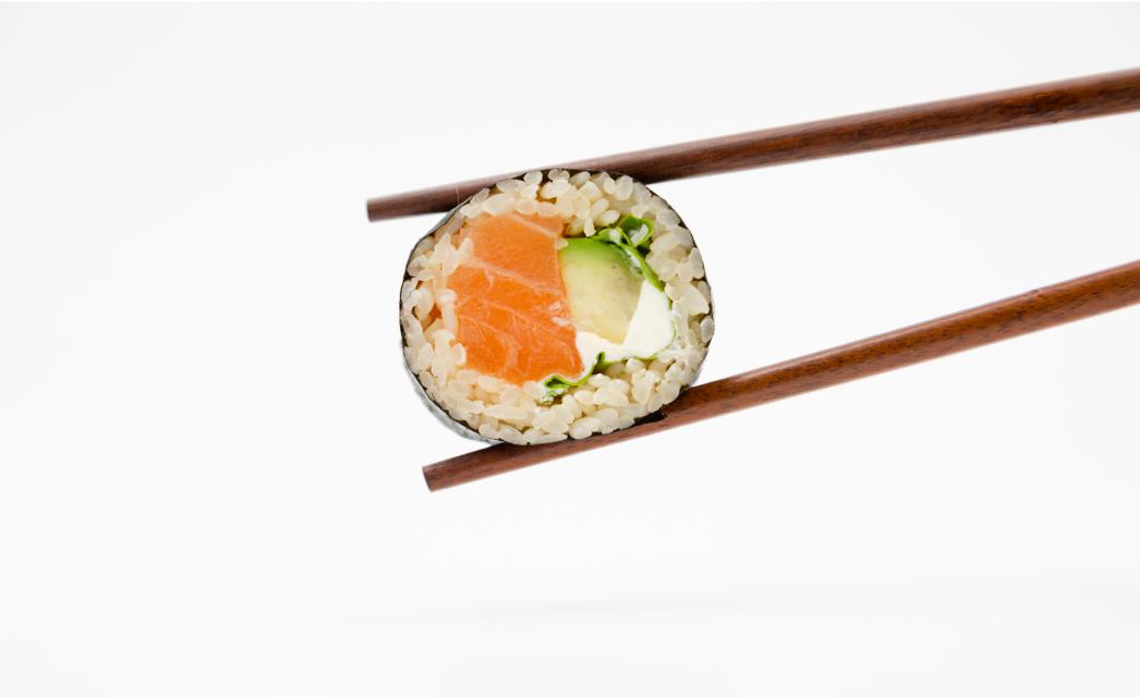 FUTO MAKI z łososiem (6 szt) 